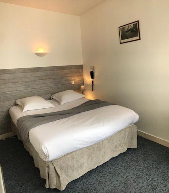 Hotel Le Petit Billot Vitre  Ngoại thất bức ảnh