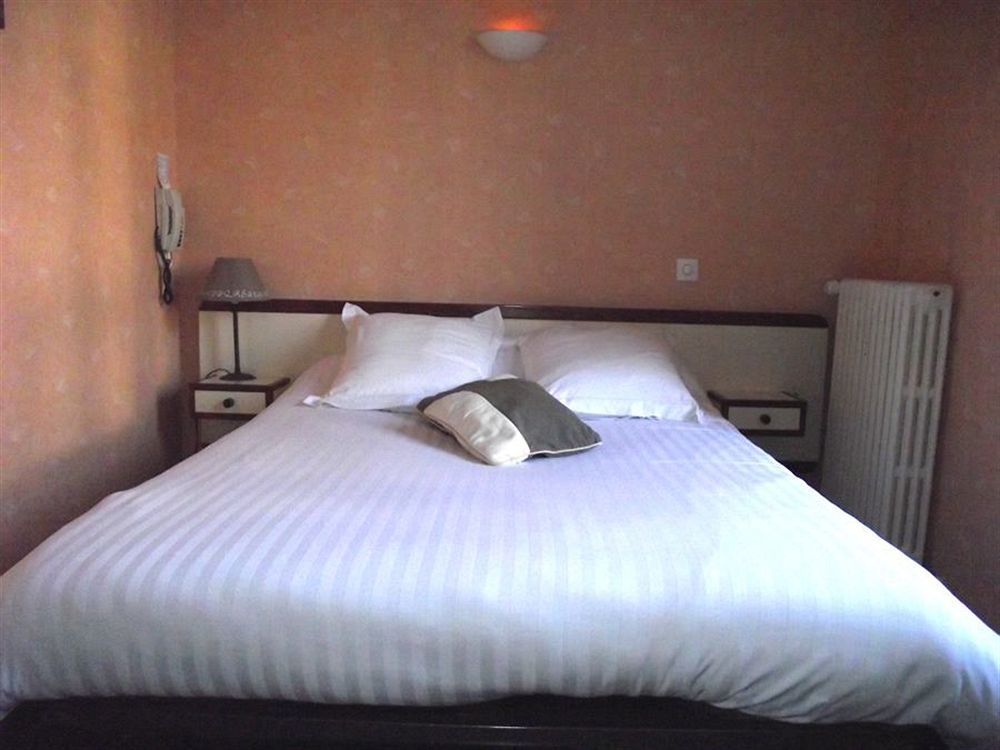Hotel Le Petit Billot Vitre  Ngoại thất bức ảnh