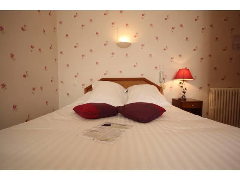 Hotel Le Petit Billot Vitre  Ngoại thất bức ảnh